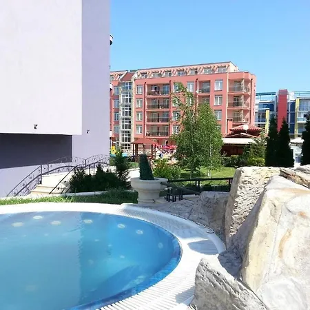 в рейнбоу 3 Sluneční pobřeží