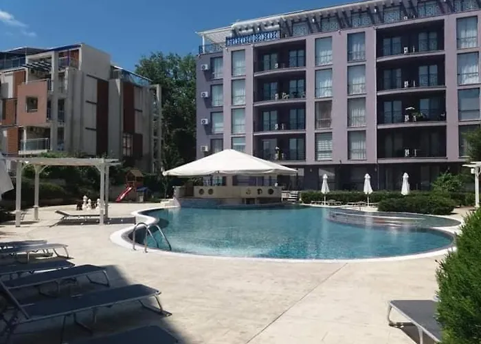 Apartament в рейнбоу 3